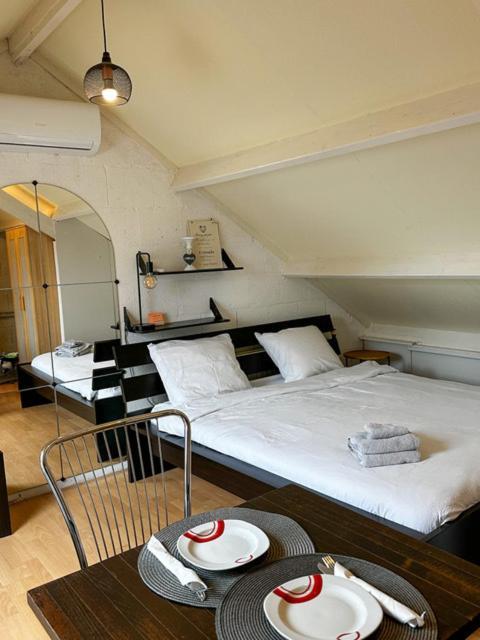 Room In Oss Exterior foto